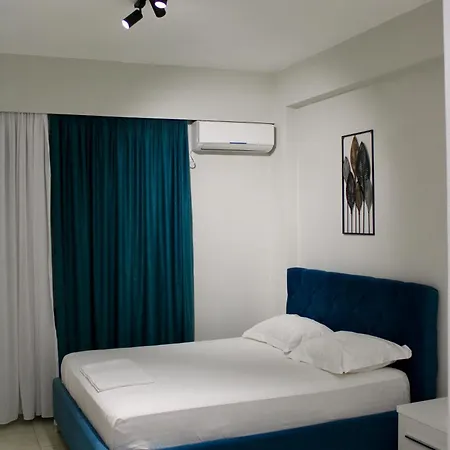 Luiza's Saranda